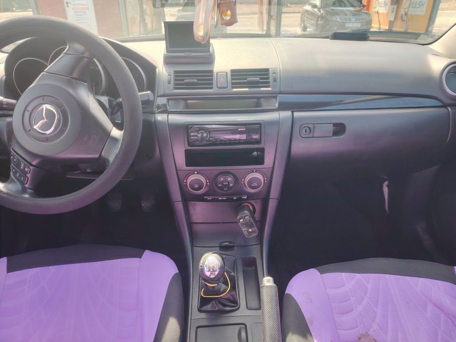 Vând Mazda 3 in stare buna