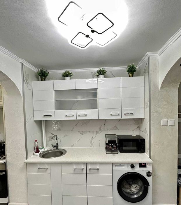 Vand apartament 3 camere Sector 3  metrou Nicoale Grigorescu/1 Decembrie