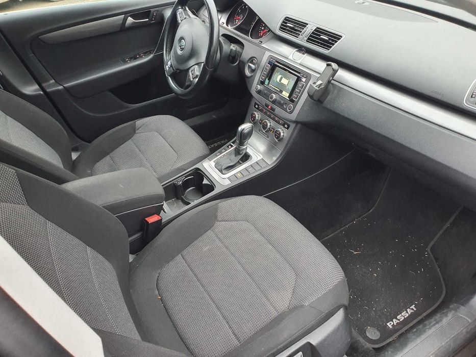 Фолксваген Пасат Автоматик лпг газов инжекцион