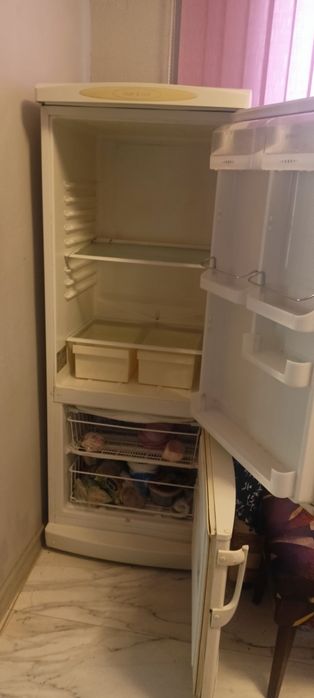 Хладилник с фризер  Горение