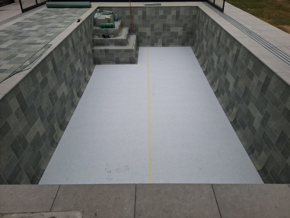 Montaj Liner PVC,Reparatii Piscine,