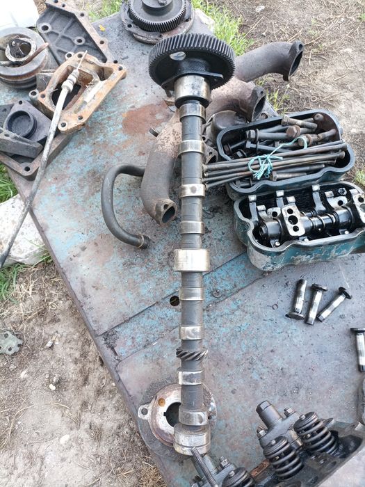 UTB 640 piese motor