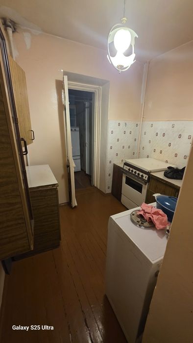 Аренда метро беруни 4.хонали оилага берилади