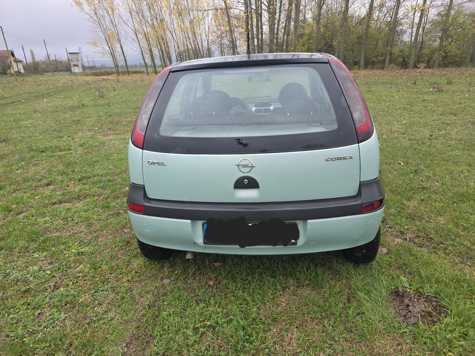 Opel Corsa C 1.0 на части