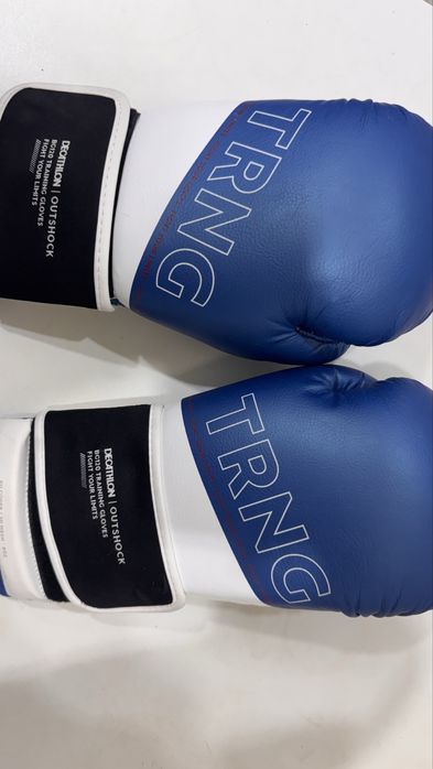 Боксерские перчатки