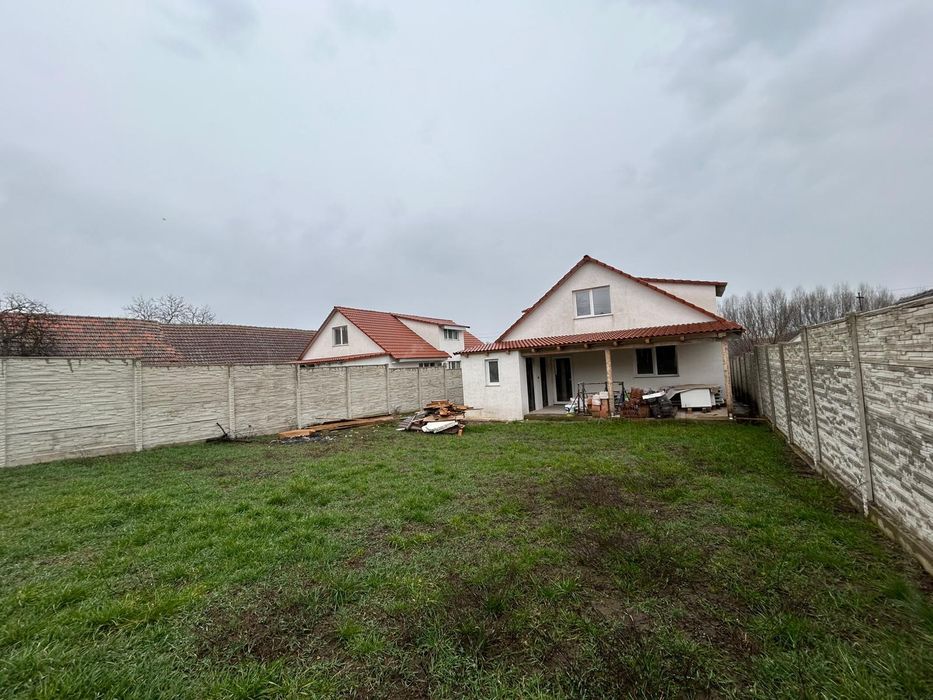 Casa noua d vanzare in com  Vinga jud Arad
