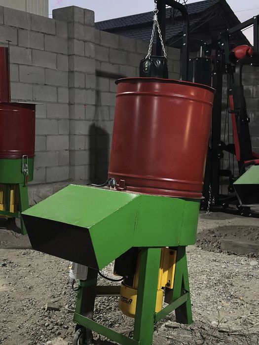 Дробилка для сена, соломы и кукурузы!