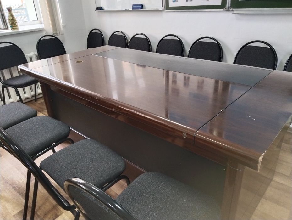 Продам стол для офиса