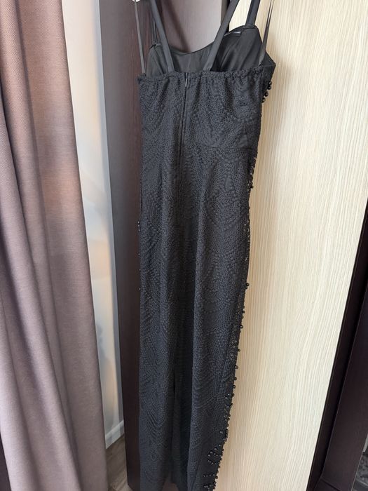 Rochie neagra cu perle