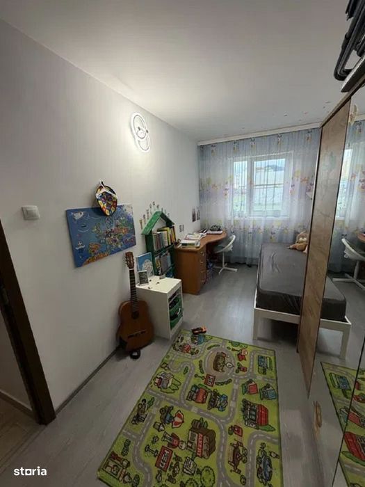 Apartament 3 camere zona Astra