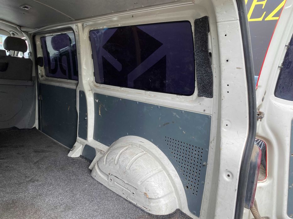 dezmembrez vw T5 1.9tdi/far vw t5/trager vw t5/usi t5/usa culisanta t5