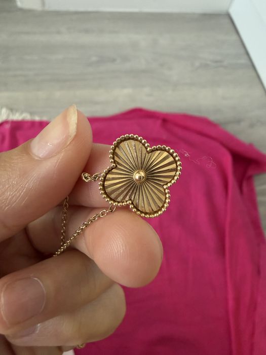 Продви van cleef колье