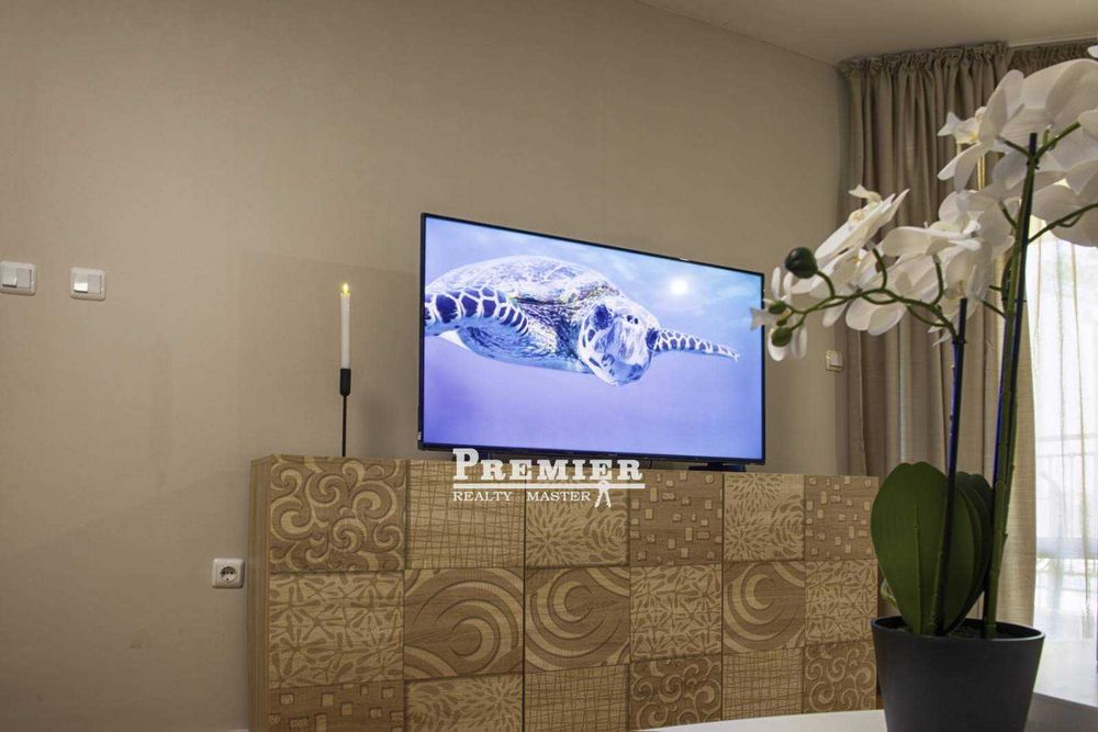 Продава се Двустаен апартамент в к.к. Слънчев бряг - 70 кв.м за 929 €/кв.м - Снимка #1