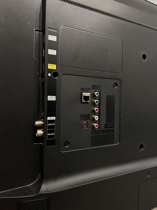 Продам LED телевизор Самсунг 40”