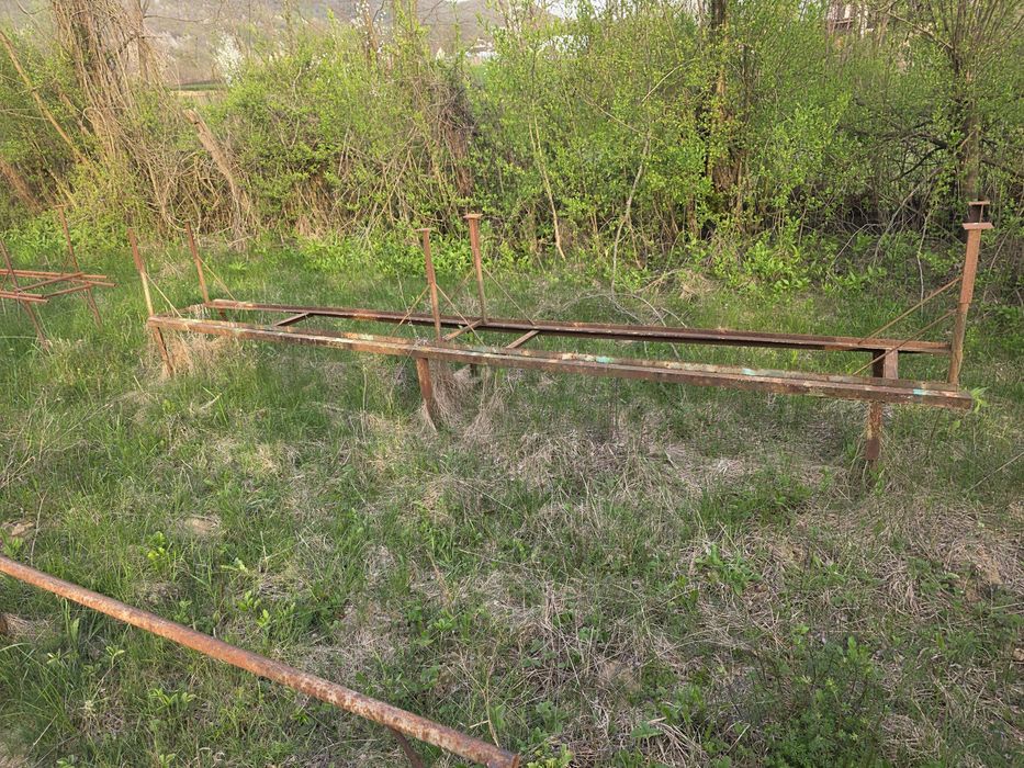 Vând stupi si rampe  in stare buna