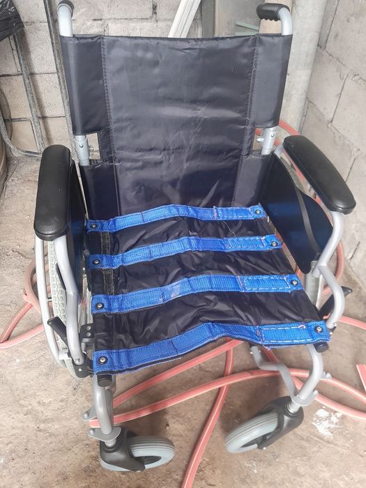 Коляска инвалида