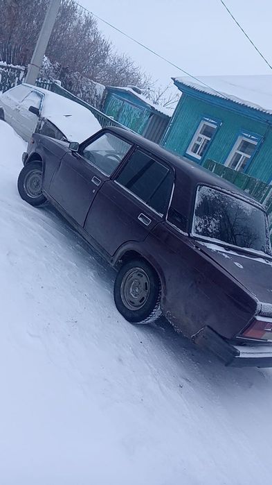 Продам ВАЗ 2107 инжектор