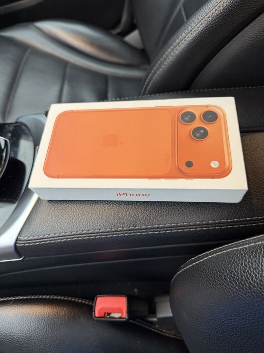 Iphone 17 pro max  orange 256GB nou