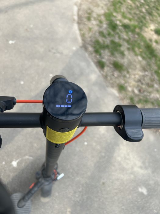 Trotinetă electrică Xiaomi Elite 2025, stare foarte bună