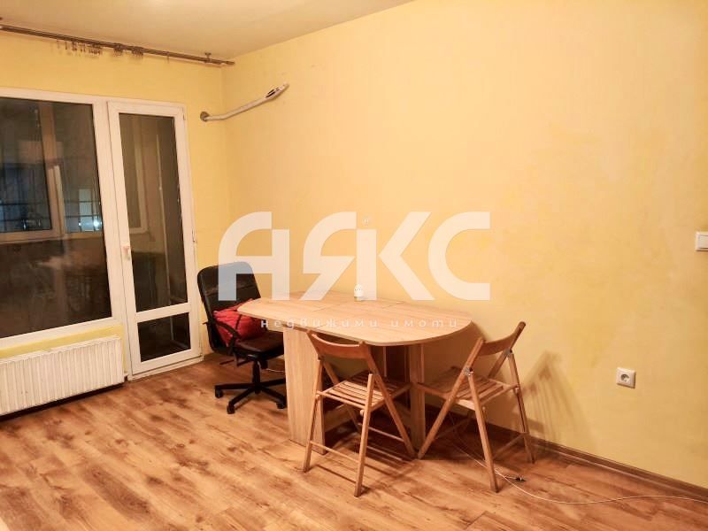 Двустаен апартамент в кв. Дружба 2 до МЕТРОСТАНЦИЯ