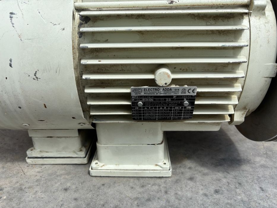 Motor electric trifazic cu inverter