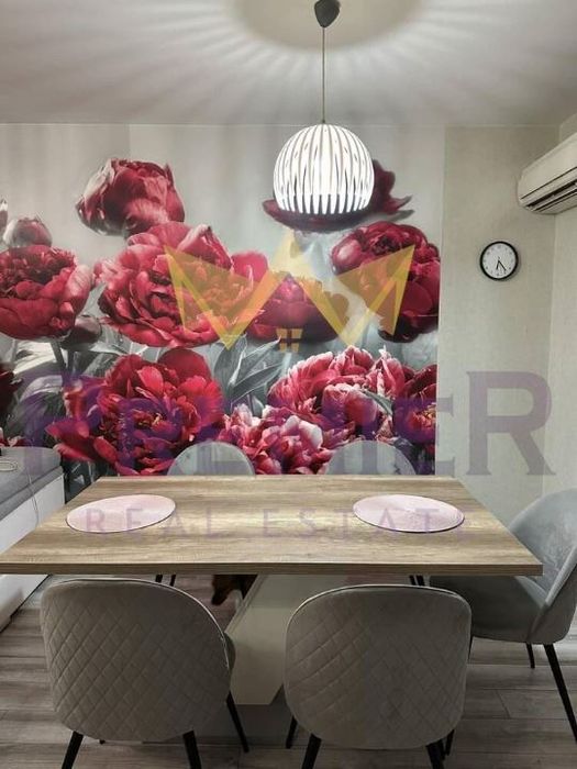 Многостаен в Бургас, Лазур