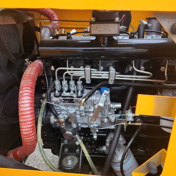 Челен товарач 930 / Индустриална машина