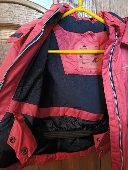 Куртка на девочку