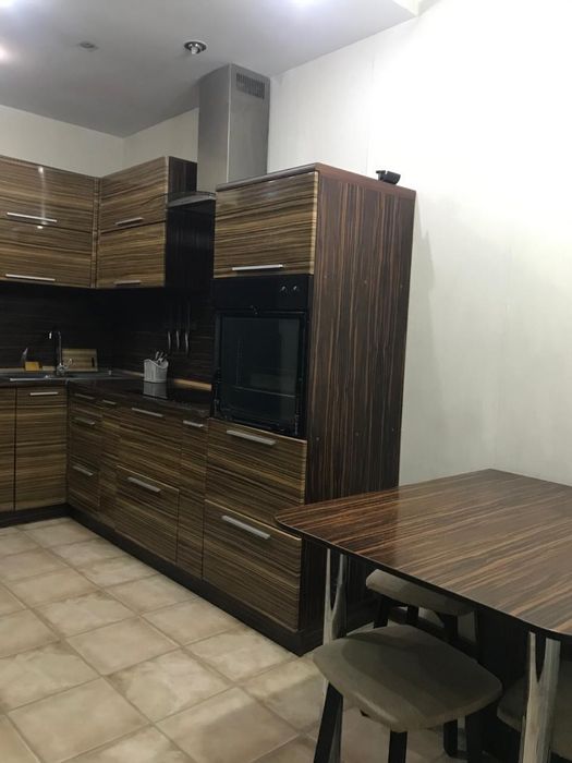 1-ком посуточно Женис 67