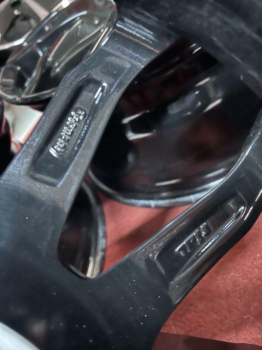 18 цола 5х112 Audi A6 Q5 VW Passat Tiguan Golf Skoda Superb Mercedes E