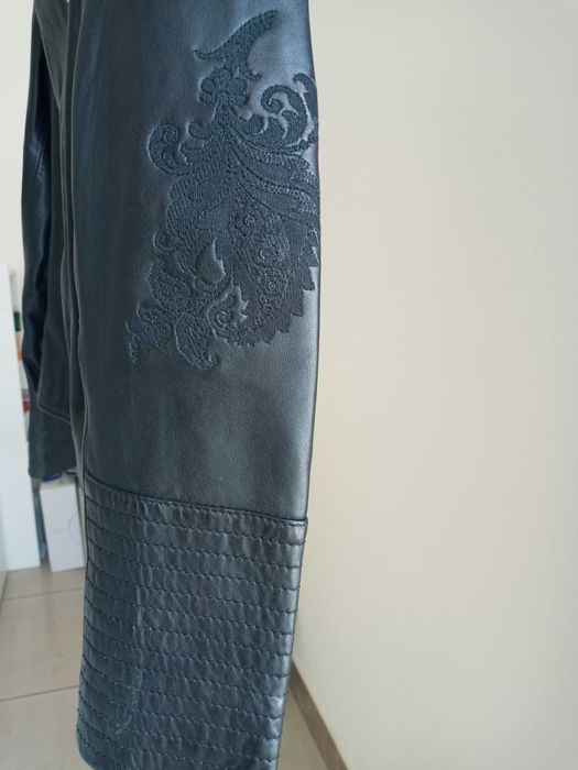 Черно кожено яке Cortefiel