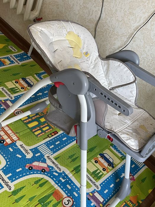 Стульчик для кормления