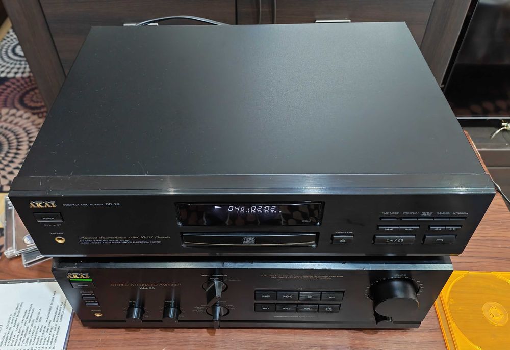 CD player AKAI CD-29