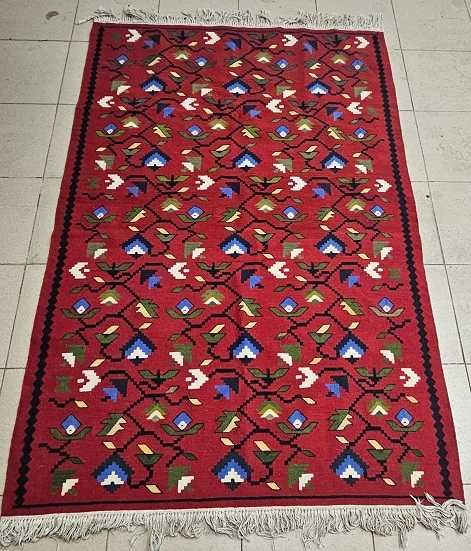 Чипровски килим Пролетна лоза 121 х 197 см ръчно тъкан вълна