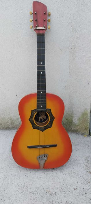 chitara in stare buna