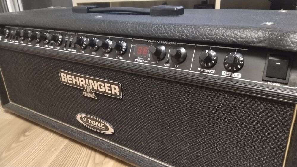 Behringer v-tone GMX1200H глава за китара