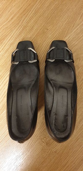 Pantofi piele naturala, marimea 38, negri