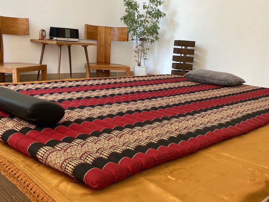 Тай масаж Thai massage