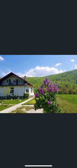 Pensiune de inchiriat -Vila di Pau-