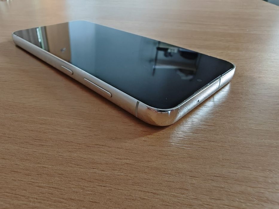 Samsung s23 за части