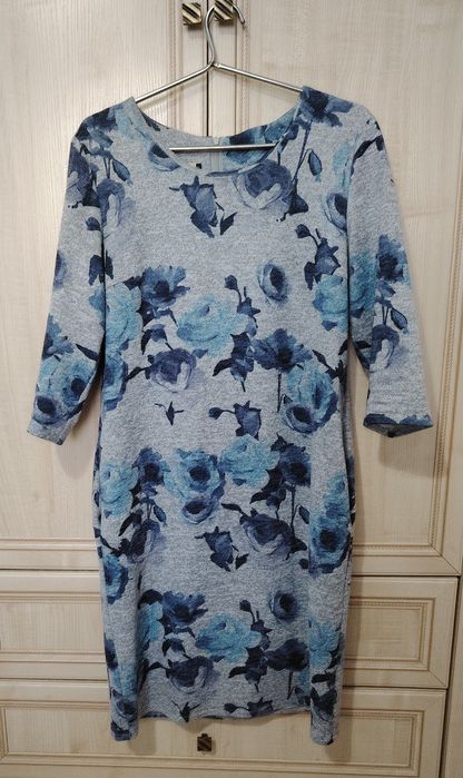 Продам платья, туники