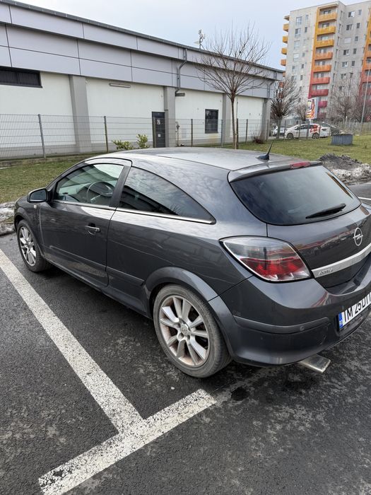 Opel Astra GTC  1.6 benzina