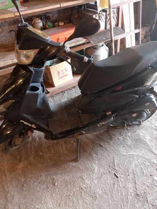 Скутер спорт 49 куб.