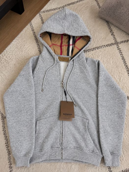 Bluză burberry nouă