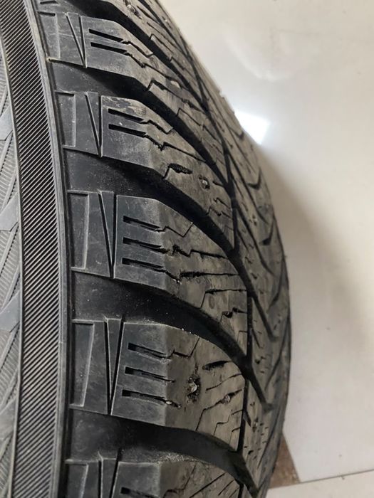 Шины Yokohama 295/40 R21
