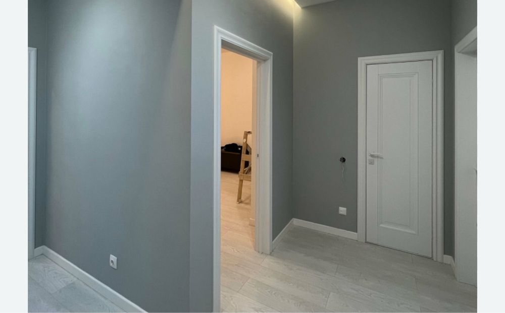 Побелка стен и потолков , обои любой сложности .