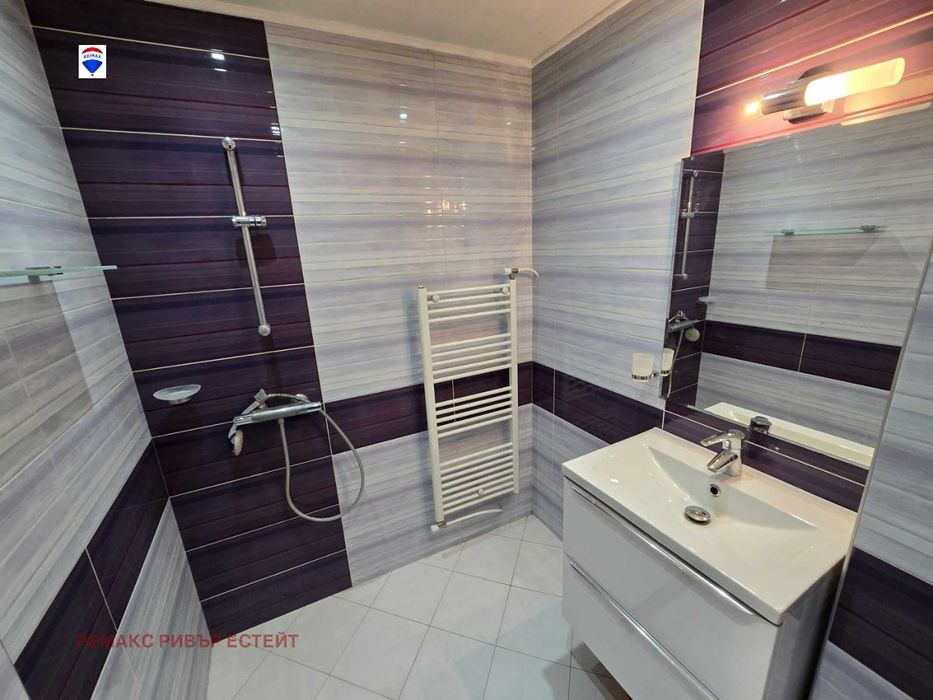 Продава се Тристаен апартамент в Русе, Широк център - 76 кв.м за 1644 €/кв.м - Снимка #8