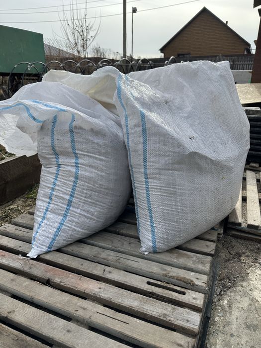 Навоз, помет перепелов.