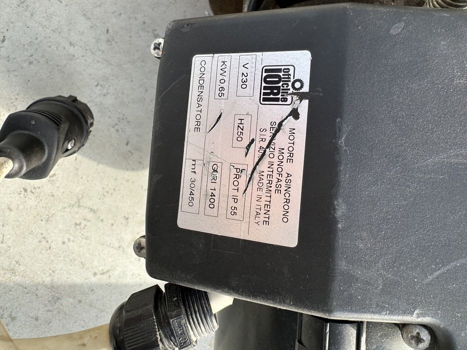 Scripete ridicat material mortar constructii BETA