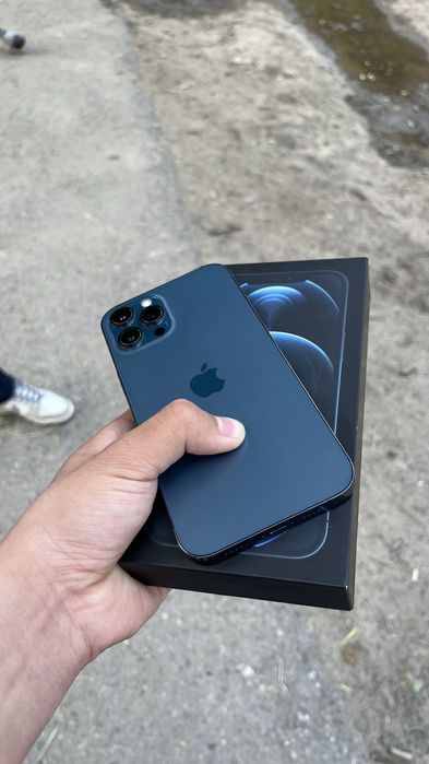 Iphone 12 pro max.